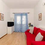 Apartments Jadro - 250 M From Beach