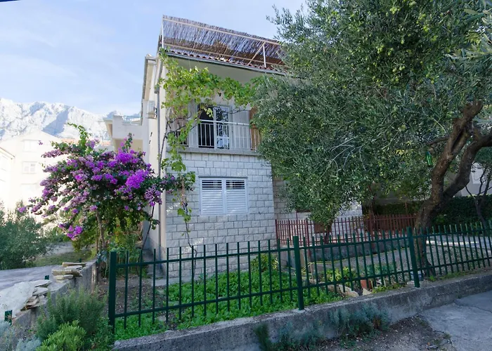 Apartments Jadro - 250 M From Beach